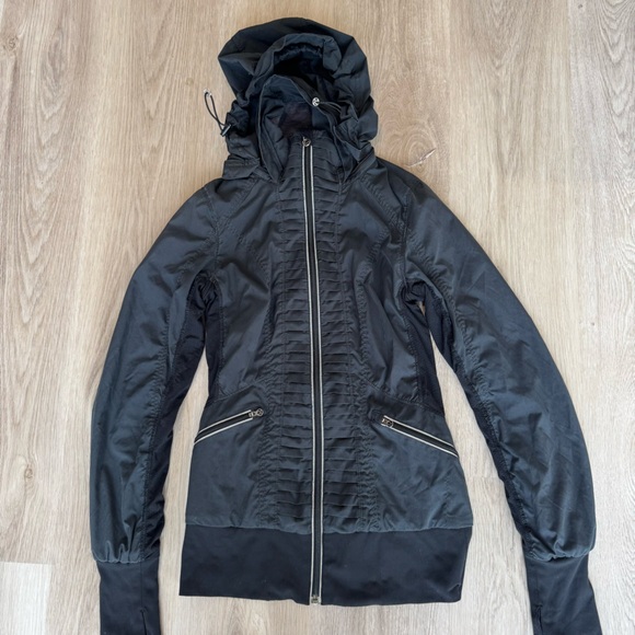 Lululemon Black Run: Back On Track Jacket Full Zip Performance Running Size 4 - Picture 3 of 6